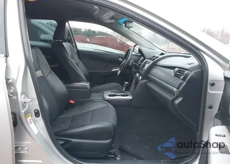 2012 Toyota Camry Se z USA, uszkodzony, nr VIN 4T1BF1FK8CU144331